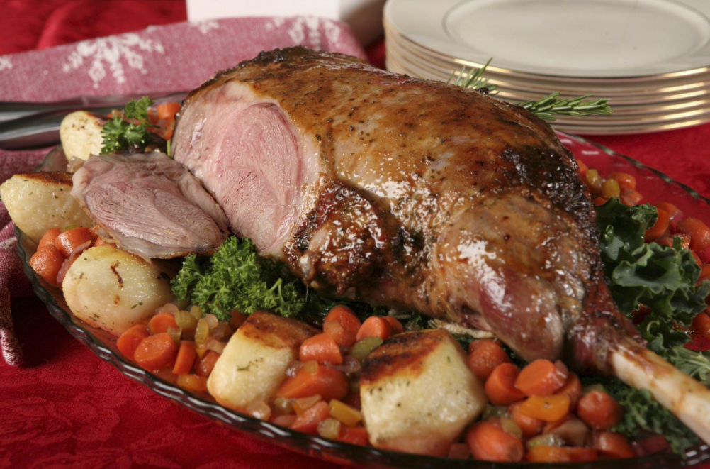 Large Bone Leg of Lamb (Bone-in)