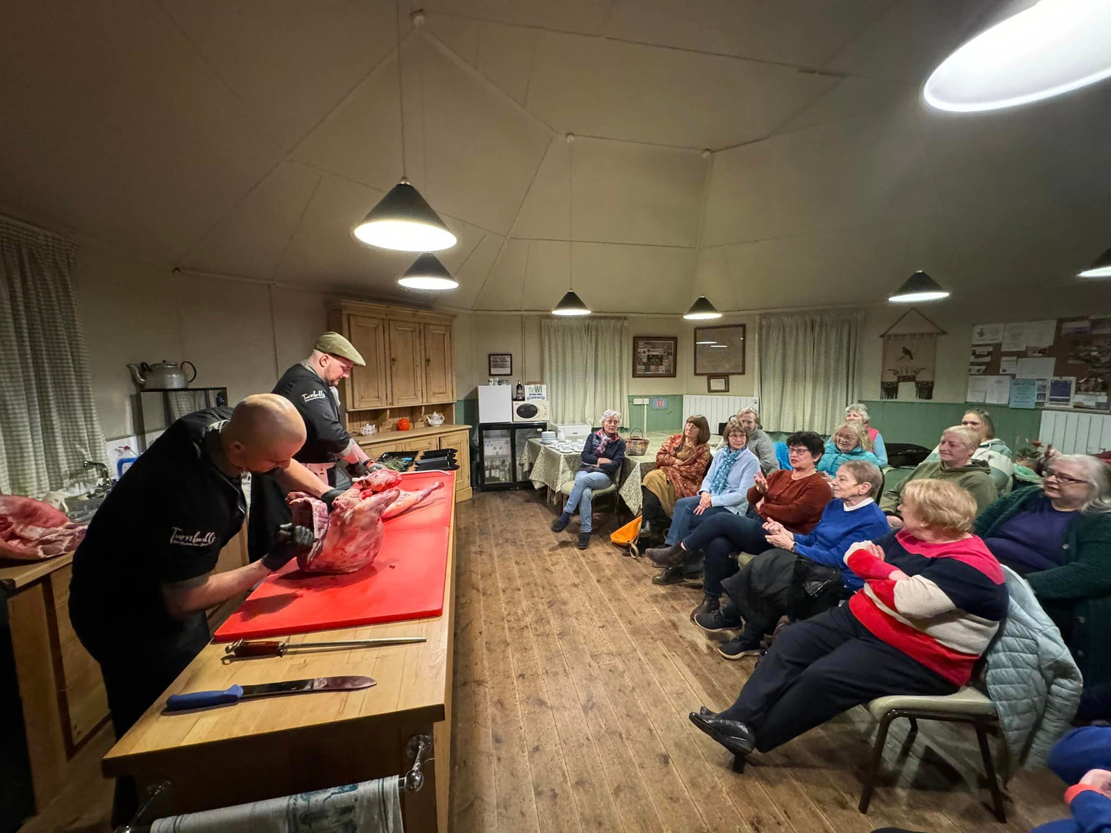 Apprentice Chris teaches the WI a thing or two!